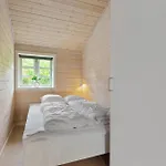 Feriehus 2 Bedroom Cozy In Hovborg