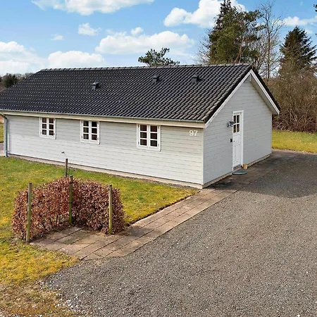 2 Bedroom Cozy In *